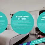 Pentahotel 4*