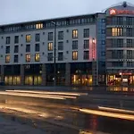 Pentahotel فندق