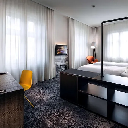 Pentahotel Hotel 4*