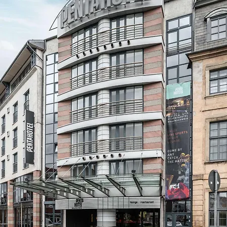 Pentahotel Hotel 4*