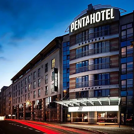 Pentahotel فندق 4*