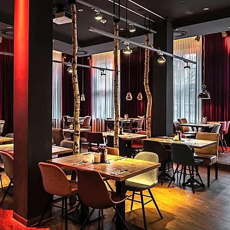 Pentahotel فندق
