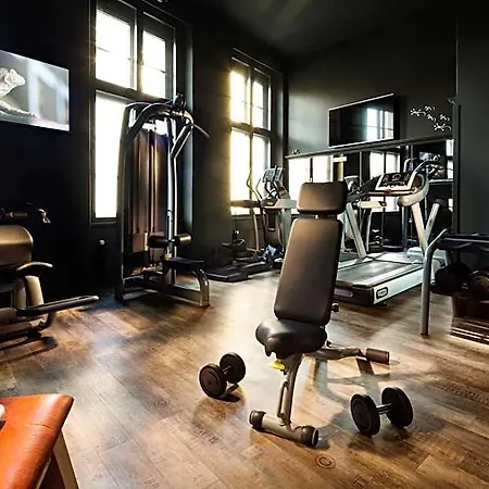 Pentahotel فندق 4*