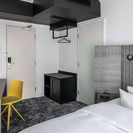 Pentahotel 4*