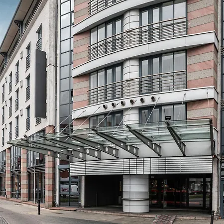 Pentahotel Hotel