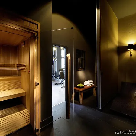 Pentahotel Hotel