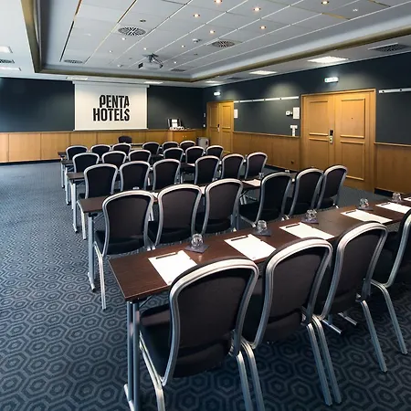 Pentahotel 4*