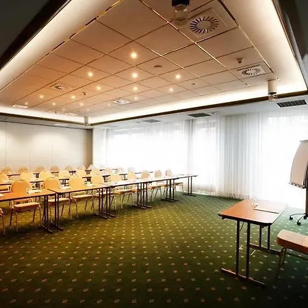 Pentahotel 4* براونشفايغ
