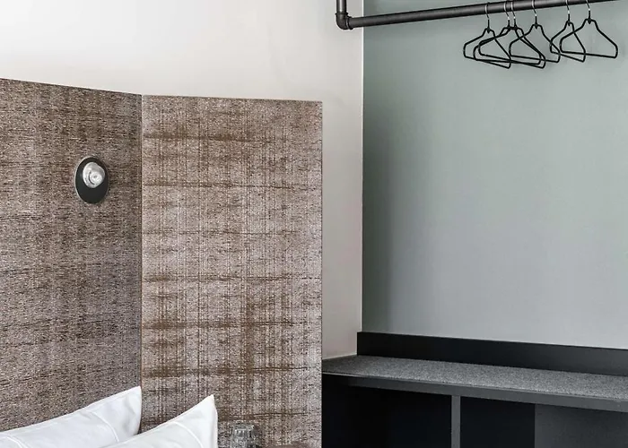 Отель Pentahotel 4*