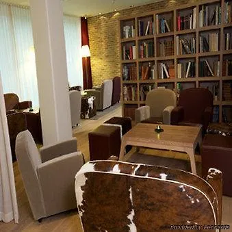 Pentahotel Отель